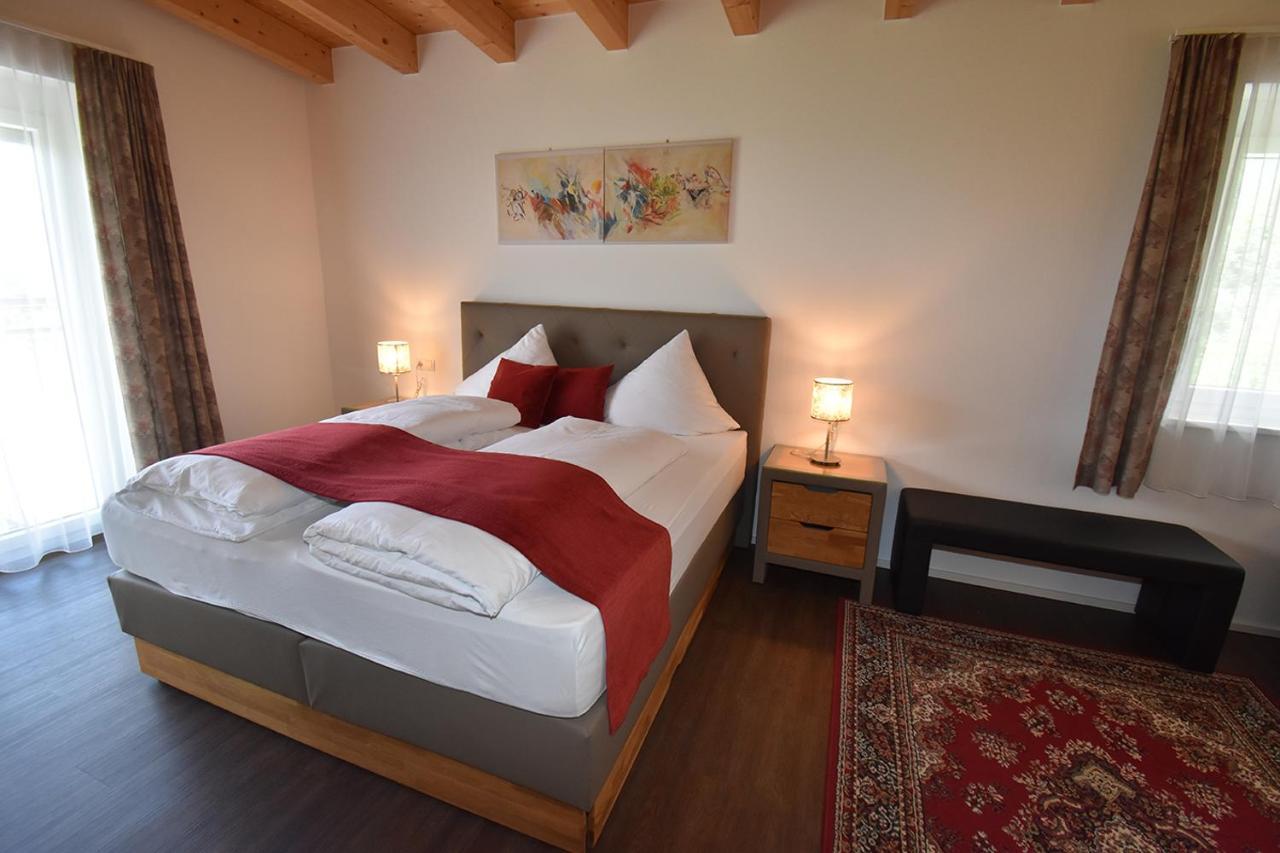 טלפס Hotel Martina מראה חיצוני תמונה