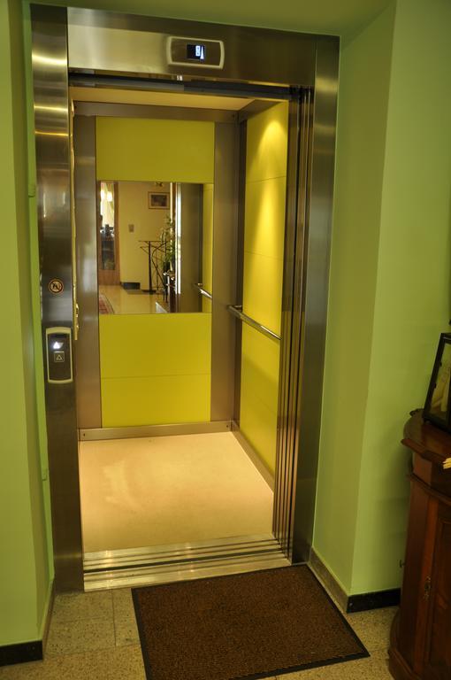 טלפס Hotel Martina מראה חיצוני תמונה