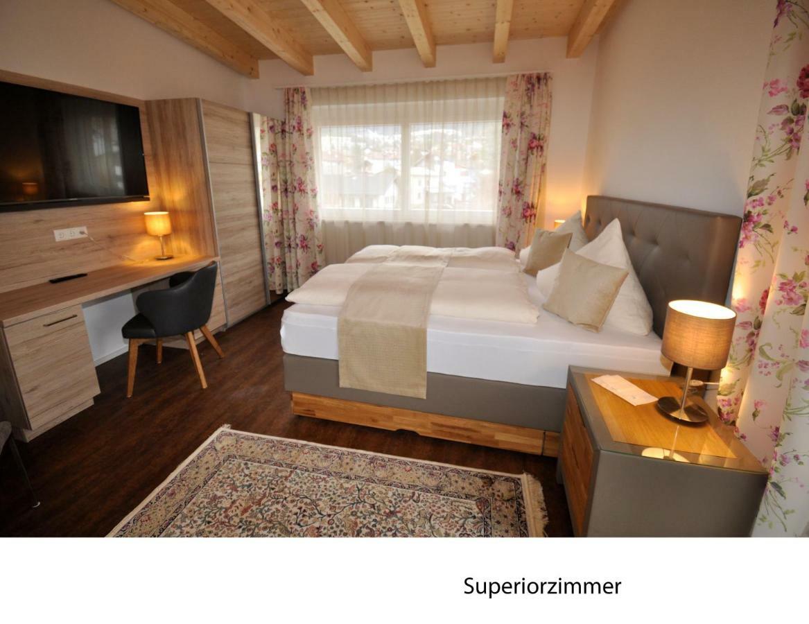 טלפס Hotel Martina מראה חיצוני תמונה